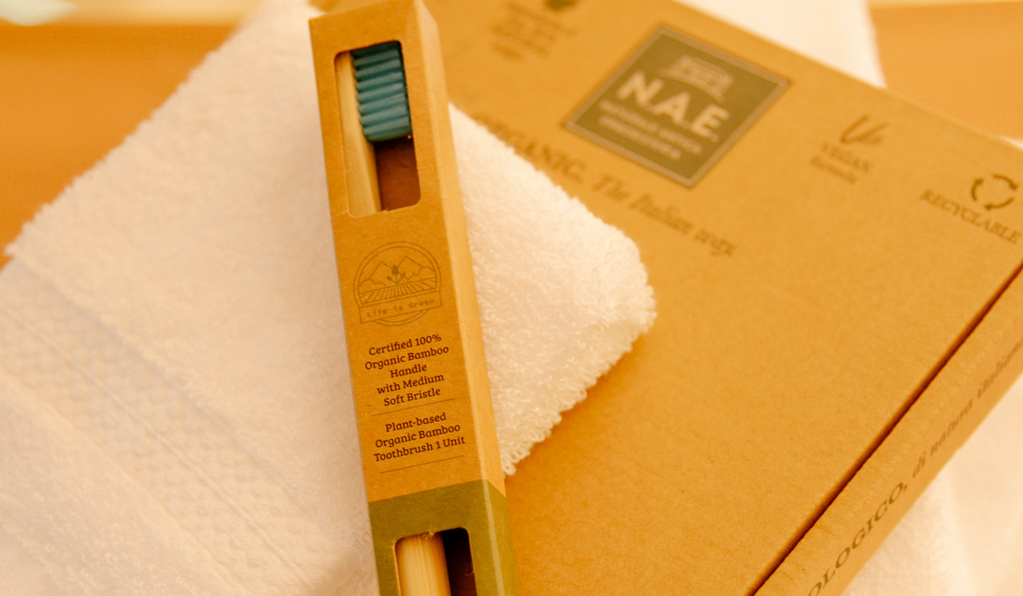 Glamping-organic-vanity-kit